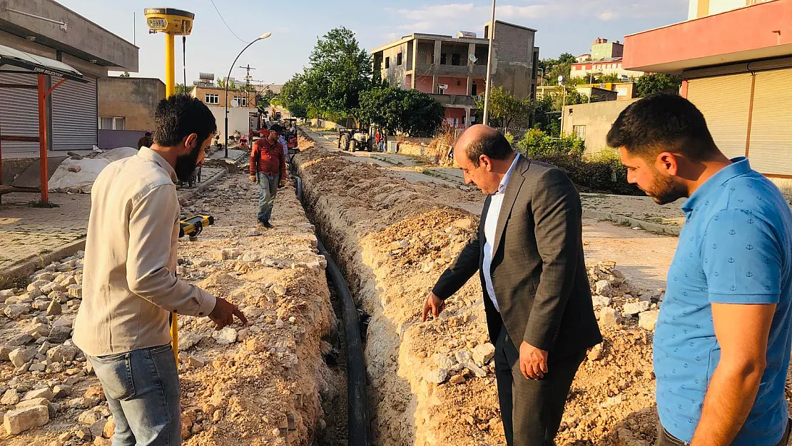 Eruh'ta Altyapı ve Yol Çalışmaları Sürüyor