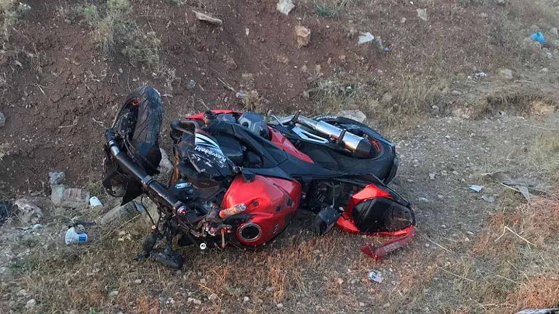 Siirt'te Motosiklet Kazası: 1 Ağır Yaralı