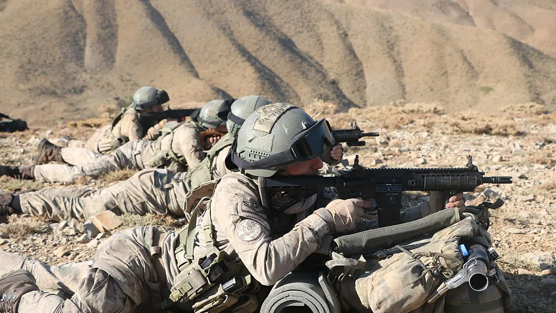 PKK Tarafından Kullandığı Değerlendirilen Sığınak ve Yaşam Malzemeleri Ele Geçirildi