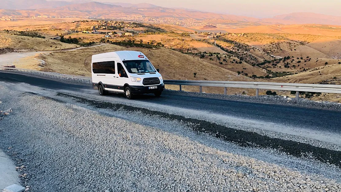 Onlarca Köyün Ulaşım Yolu Ölüm Tehlikesi Saçıyor