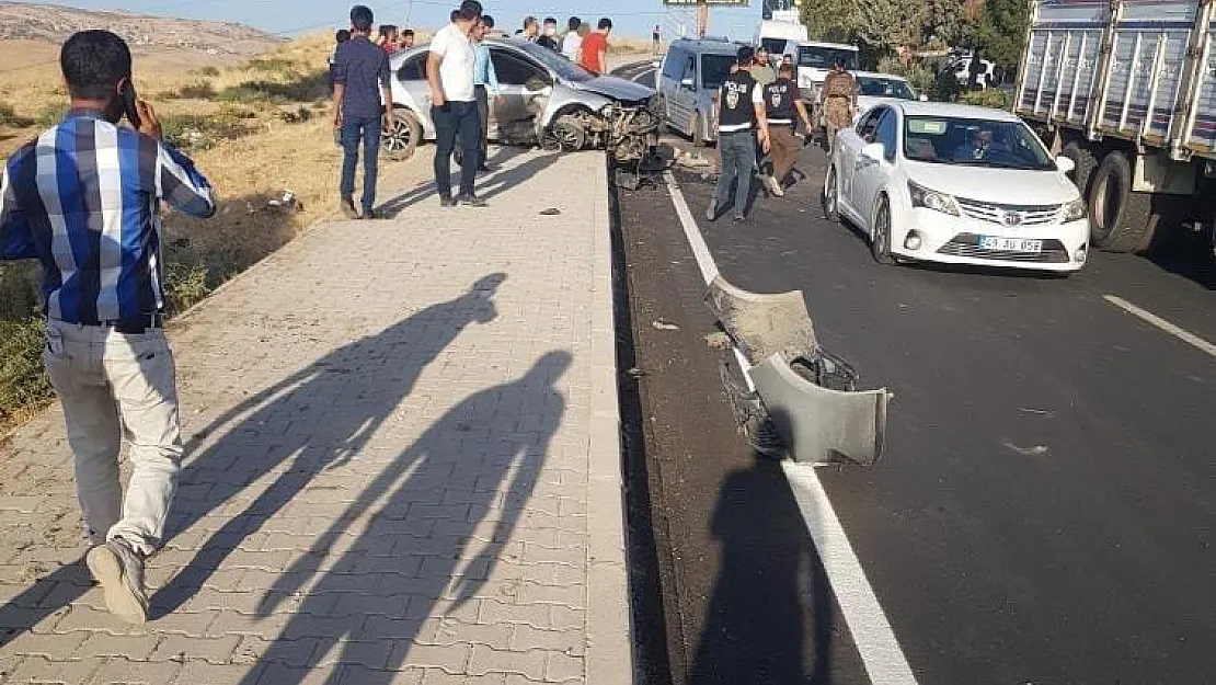 Siirt'te Korkunç Trafik Kazası! Ölümden Döndüler