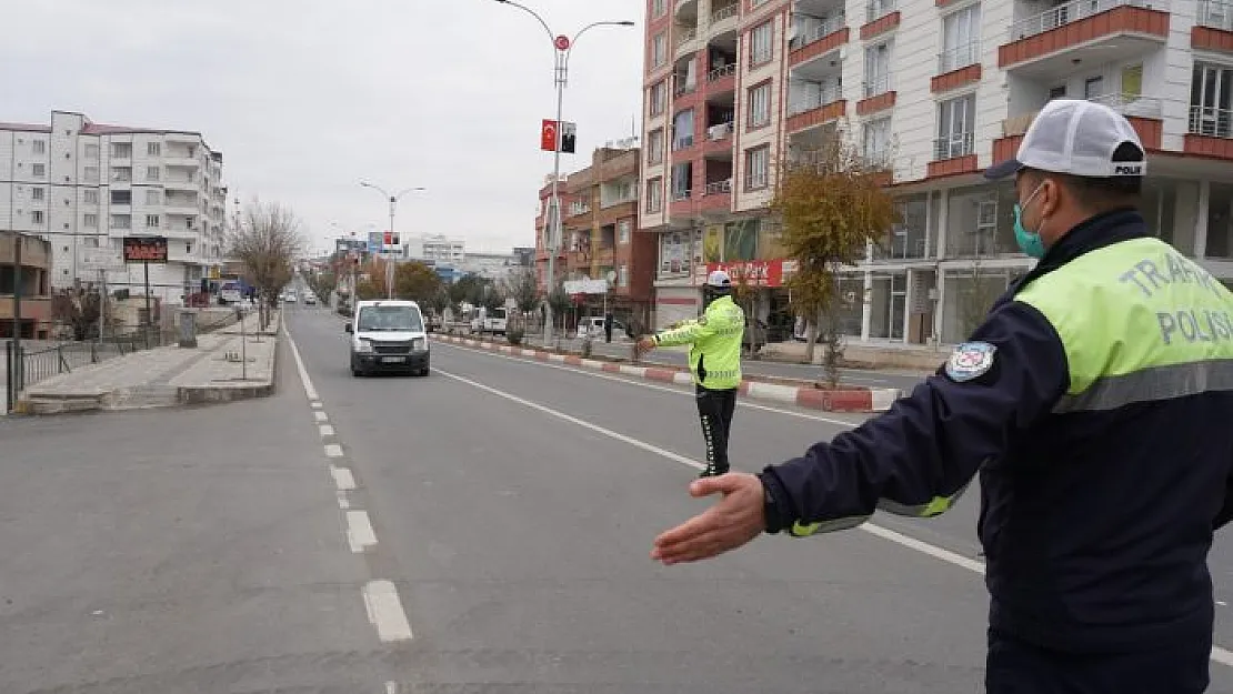Şehirler arası seyahate kısıtlama getirildi