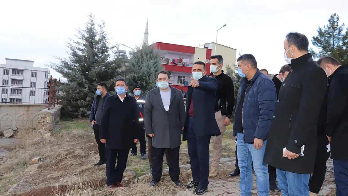 Vali ve Belediye Başkan V. Hacıbektaşoğlu, Siirt Genelinde İncelemede Bulundu