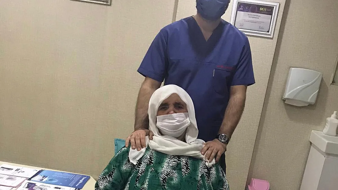 Özel Siirt Hayat Hastanesi  75 yaşındaki Hastayı sağılığına kavuşturdu