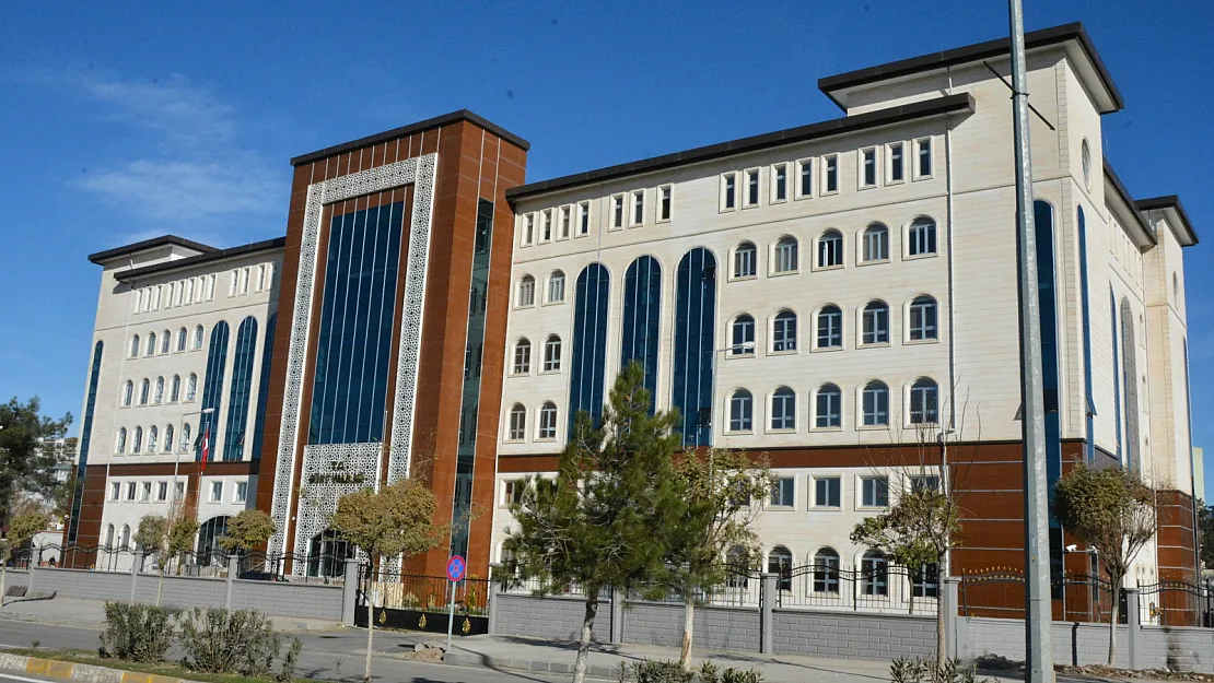 Siirt'te gösteri ve yürüyüşlere 15 gün süreyle yasak getirildi