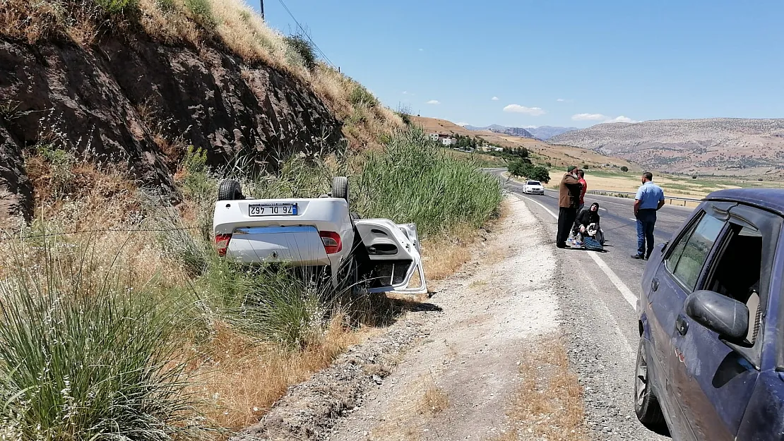 Siirt'te Otomobil Takla Attı! Emniyet Kemeri Can Kurtardı