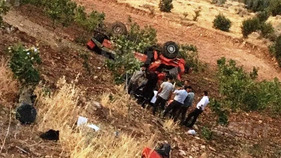 Siirt'te Yangına Giden İtfaiye Aracı Devrildi: 1 Yaralı