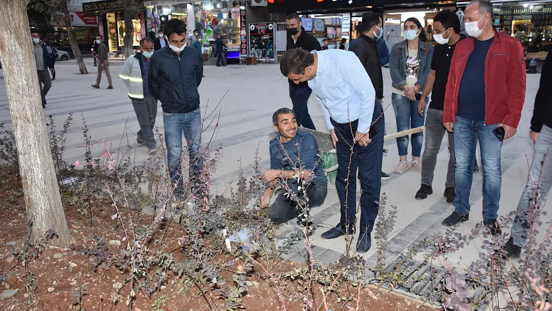 Siirt Valisi Güres Caddesi ve Belediye Yatırımlarını Denetledi