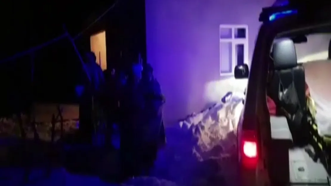 Pervari'de Hamile Kadın İçin Ekipler Seferber Oldu