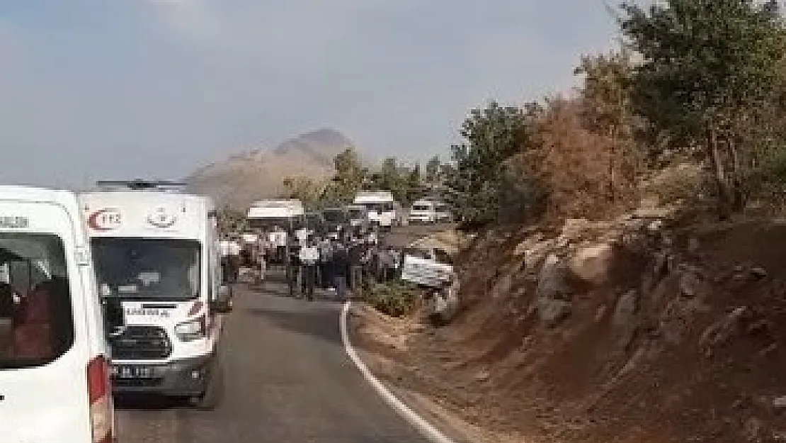 Siirt'te Trafik Kazası: 2 Ağır Yaralı