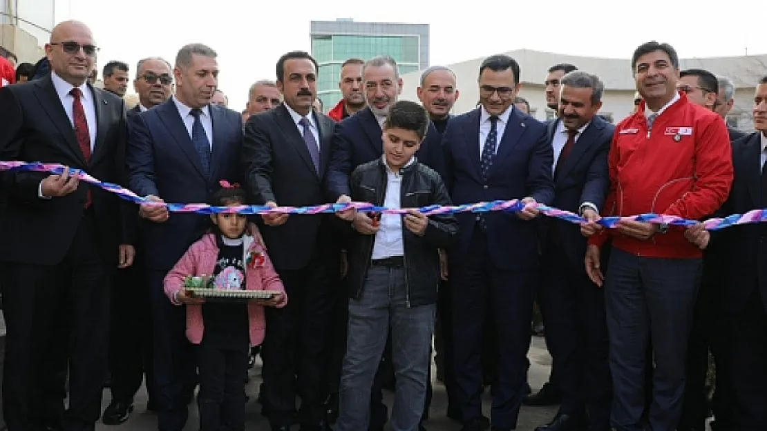 Yener Tanık, Türk Kızılayın Desteğiyle Irak'ın Erbil Kentinde Yapılan Yetimhanenin Açılışına Katıldı