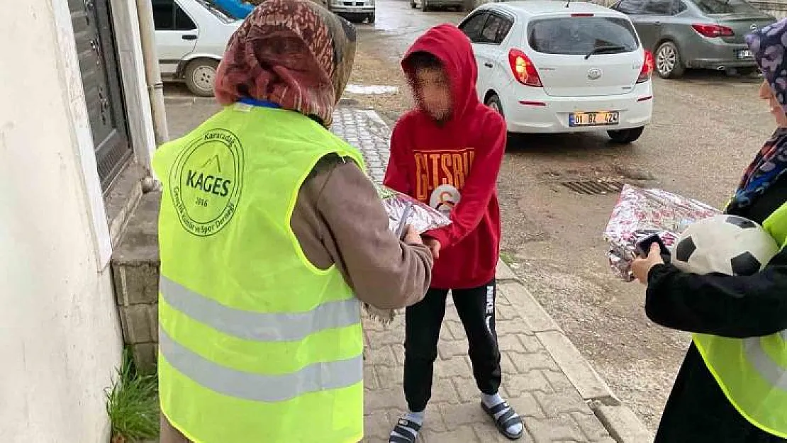 Yetim ve öksüz çocuklara bayram sevinci yaşatıldı