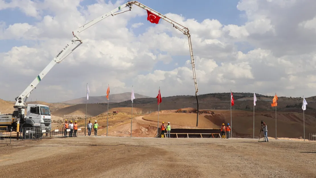 Yıllardır Beklenen Oldu! Siirt Pervari Yolunun Temeli Atıldı