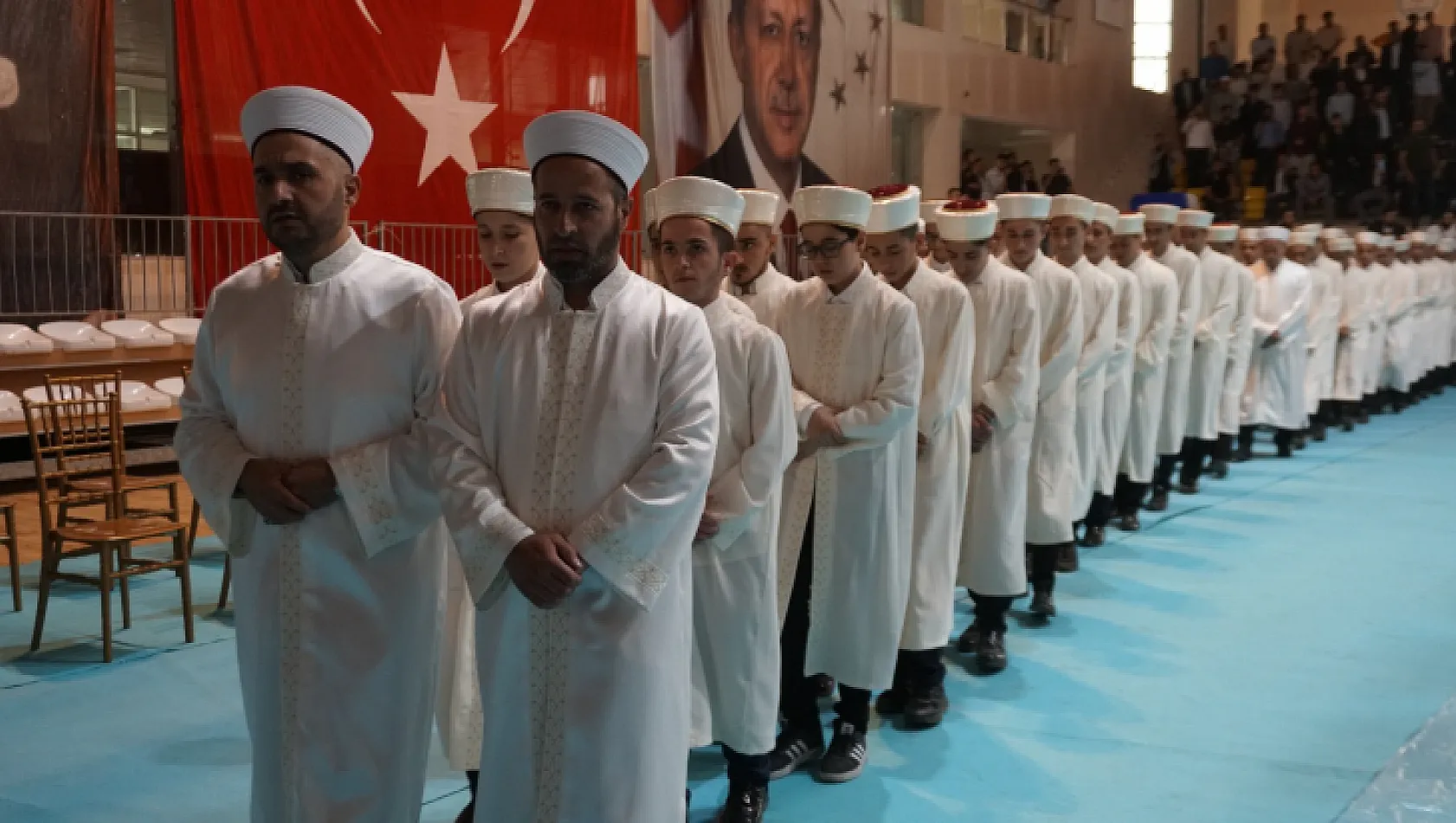 Diyanet İşleri Başkanı Erbaş, Siirt'te 252 Hafızın İcazet Törenine Katıldı