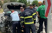 Siirt Kezer Köprüsünde Feci Kaza: Otomobil Bariyere Çarptı, Sürücü Yaralandı