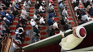 Diyanet'ten Kamu Hakkı Uyarısı: '''Cehennem Azabına Hazır Olsunlar!''' - 27 Haziran 2025 Cuma Hutbesi