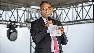 Manavgat Belediyesi'nde Yolsuzluk Operasyonu: Belediye Başkanı Niyazi Nefi Kara Gözaltında