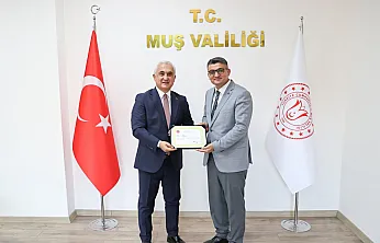 Siirt'e Atanan Sağlık Müdürü Besim Hacıoğlu'ndan Muş Valisi Çakır'a Veda Ziyareti