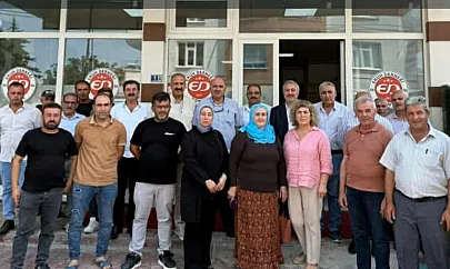 DEM Parti Heyetinden Konya'da Bulunan Siirt Eruh Derneği'ne Ziyaret: Çözüm Süreci Değerlendirildi