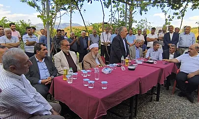Din Alimleri ve Kanaat Önderleri Aracılık Etti: Siirt Baykan'da Kösem, Zongür ve Kaymaz Aileleri Arasında Barış Sağlandı
