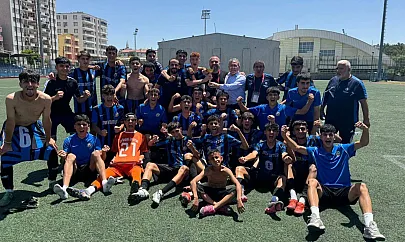 Diyar Inter, Siirt'te Bölge Şampiyonu Oldu: U17 Türkiye Finallerine Yükseldi