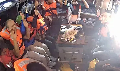 İsrail Ordusu, Gazze'ye Yardım Götüren Madleen Gemisine Müdahale Etti