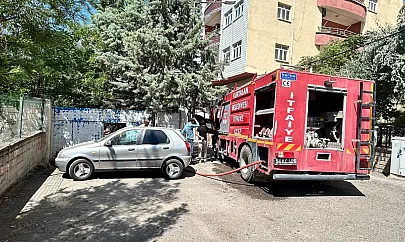 Kurtalan'da Boş Alanda Çıkan Yangın İtfaiye Ekipleri Tarafından Söndürüldü