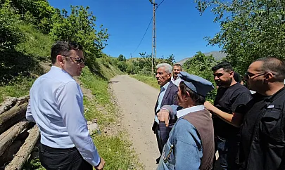 Pervari'de Üç Köy Yolunda Genişletme ve Altyapı Çalışmaları Başladı