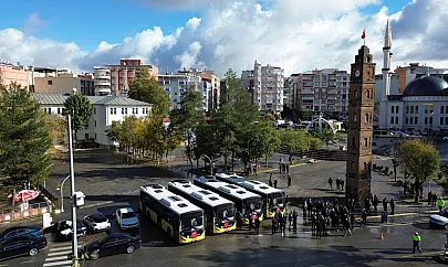 Siirt Belediyesi'nden Ulaşım Hamlesi: 14 Yeni Halk Otobüsü Tanıtılacak
