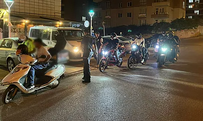 Siirt Emniyeti, Motosikletlere Yönelik 9 Noktada Eş Zamanlı Denetim Gerçekleştirdi