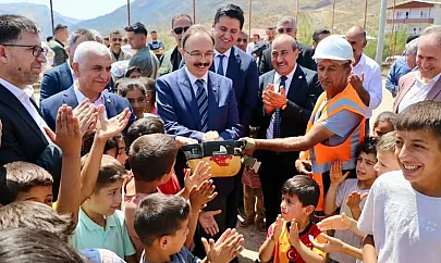 Siirt Eruh'ta Kur'an Kursu İçin İlk Harç Dualarla Konuldu