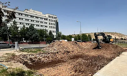 Siirt'in Kurtalan İlçesinde Kent Lokantası İçin Temel Kazısı Başladı