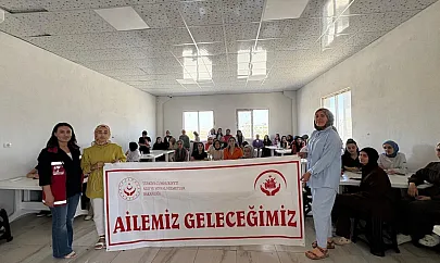 Siirt Kurtalan'da Çalışan Gençlere Evlilik Öncesi Eğitim Verildi