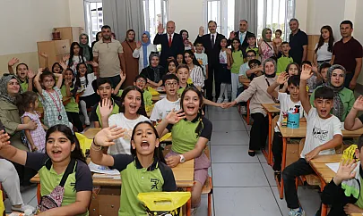 Siirt'te 560 Okulda 85 Bin Öğrenci Karnelerini Aldı