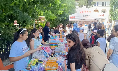 Siirt'te DMD Hastası Yusuf Alper Demir'in Tedavisi İçin Kermes Düzenlendi