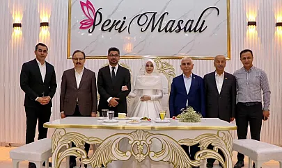 Siirt'te Emron ve İleri Ailelerinin Mutlu Günü