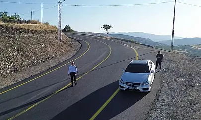 Siirt'te Gökçebağ Yolu Asfaltla Buluşuyor: Yol Çizgileri Tamamlandı, Tabelalar ve Işıklandırma Yolda!