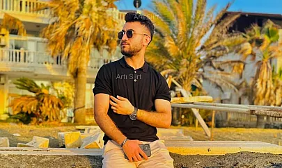 Siirt'te Halı Saha Maçında Kalp Krizi Geçiren 25 Yaşındaki Genç Furkan Emrullah Özer Hayatını Kaybetti