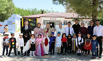 Siirt'te Vali Eşi Nurten Kızılkaya, Kurtalan'da Kadınlarla ve Miniklerle Buluştu