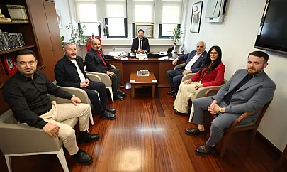 Siirt'ten Kızılay Yönetim Kurulu Üyesi Yener Tanık'a Tebrik Ziyareti