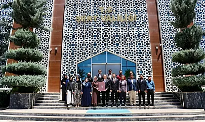 Siirt Valisi Kızılkaya, TÜGVA Siirt İl Temsilciliği Yönetimini Kabul Etti