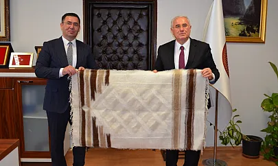 Yargıtay Onursal Başkanı ve Kamu Başdenetçisi Mehmet Akarca Siirt Adliyesini Ziyaret Etti