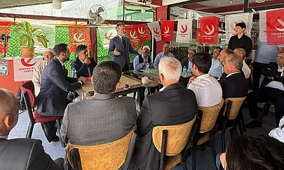 Yeniden Refah Partisi Siirt'te Teşkilatla Bir Araya Geldi! Suat Kılıç Siirt'te Terörsüz Türkiye Mesajı Verdi