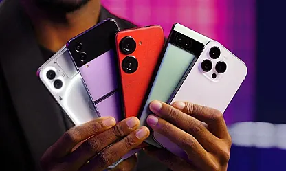 Akıllı telefonlarla ilgili yeni düzenleme! 7 Yıl Garanti ve 45 Düşme Detayı Dikkat Çekti
