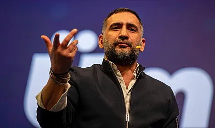 Eski Futbolcu Ümit Karan ''Basit Cinsel Saldırı'' Suçundan Tutuklandı! Cezaevine Gönderildi