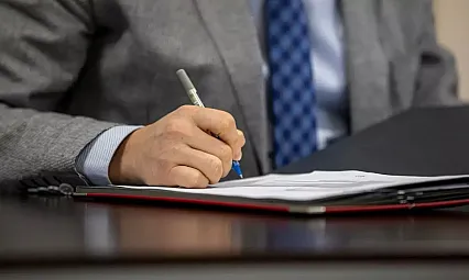 Memur ve Sözleşmeli Personele Yeni Haklar Geliyor