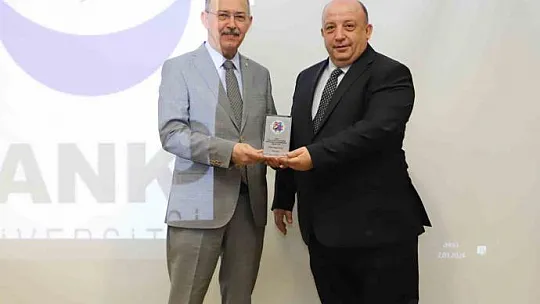 'Deprem Sonrası Travmalı Olgulara Cerrahi Yaklaşım'