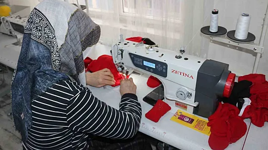 'Zivzik' narından esinlenen kadınlar, ürettikleri oyuncaklar ile ev ekonomisine katkı sağlıyor