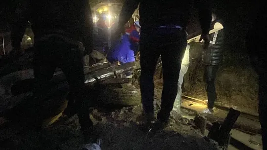 Kaçak maden ocağında göçük: 2 işçi mahsur kaldı