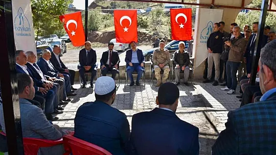 Baykan/Derince Köyü Şehitleri Dualarla Anıldı